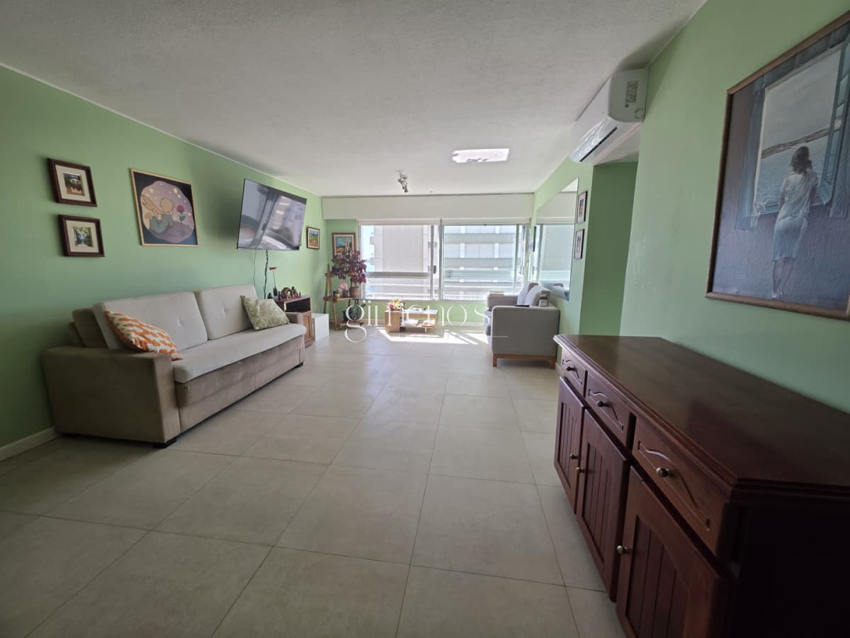Venta Apartamento 2 Dormitorios en Peninsula REMODELA - Punta del Este DO