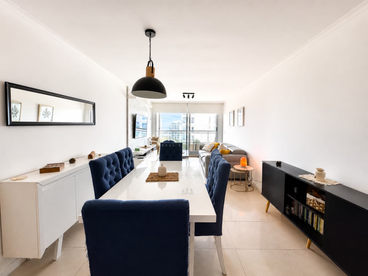 Apartamento de 2 Dormitorios en venta - Punta del Este - Torre Ocean Drive, Aidy Grill