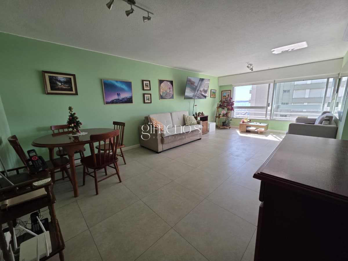 Venta Apartamento 2 Dormitorios en Peninsula REMODELA - Punta del Este DO
