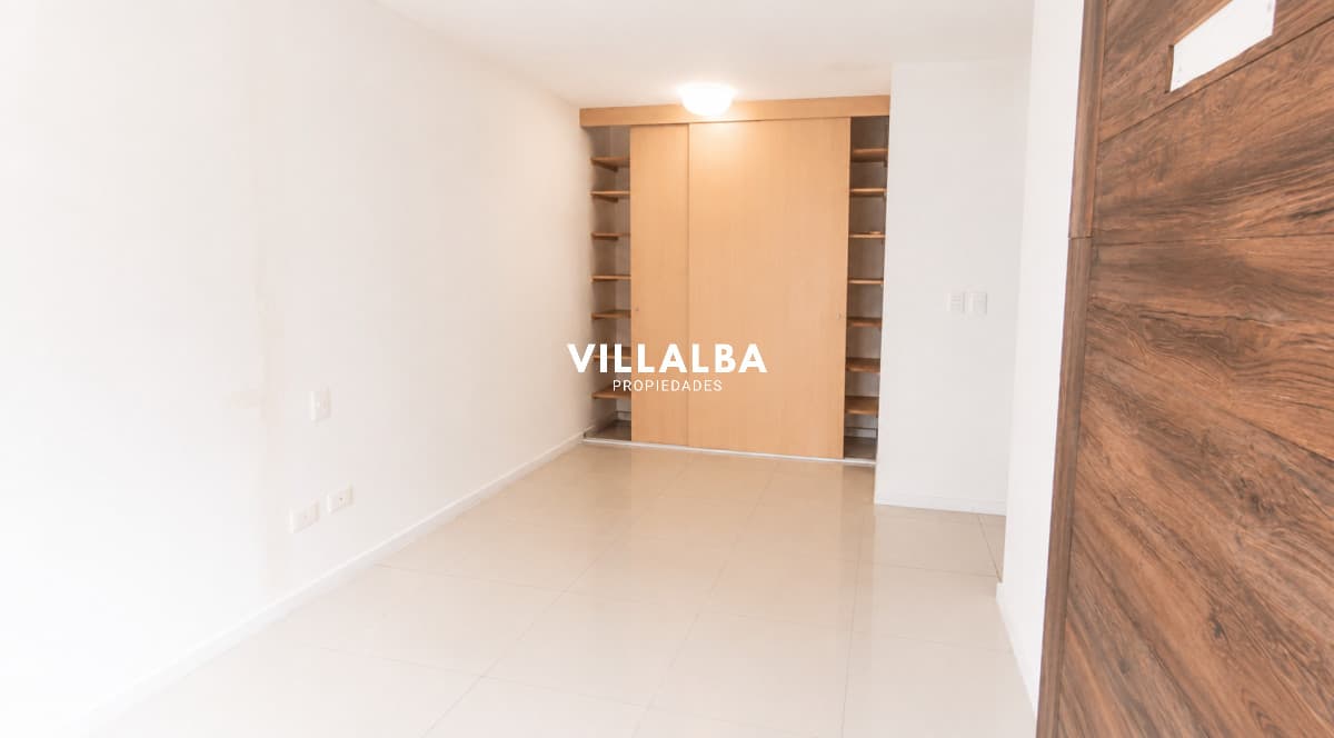 Venta Apartamento 3 Dormitorios Torre Barcelona Maldonado