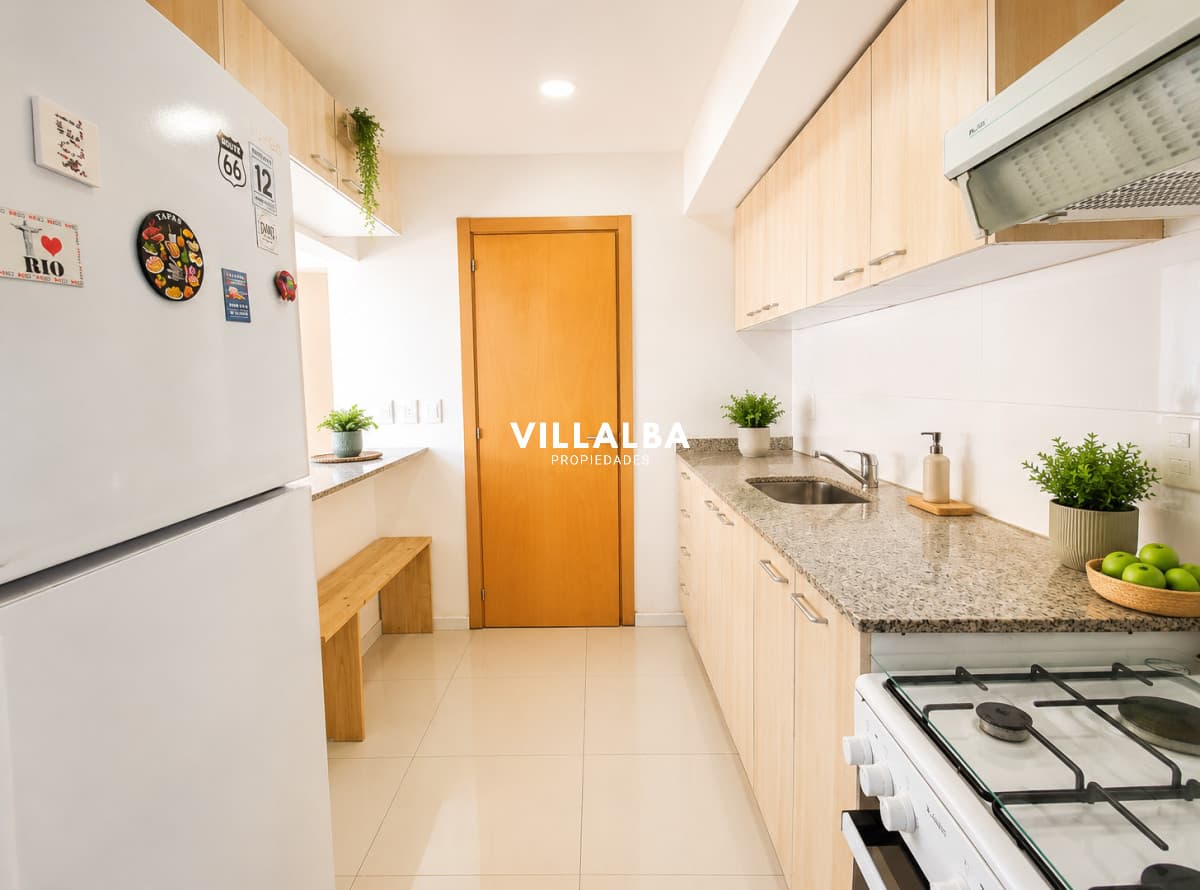 Venta Apartamento 3 Dormitorios Torre Barcelona Maldonado