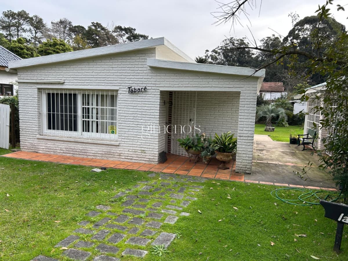 Venta casa 2 Dormitorios en Pinares - Punta del Este