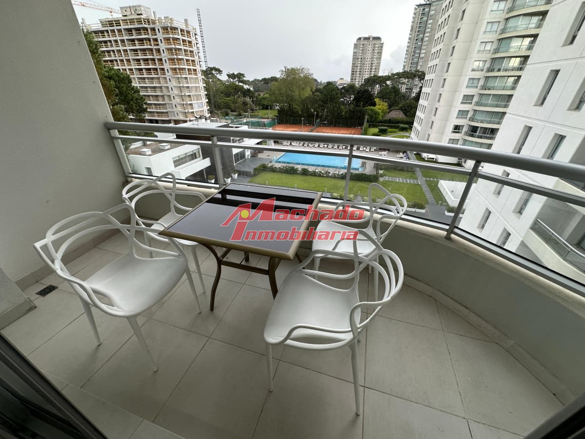 Departamento en Venta, un dormitorio y medio.
