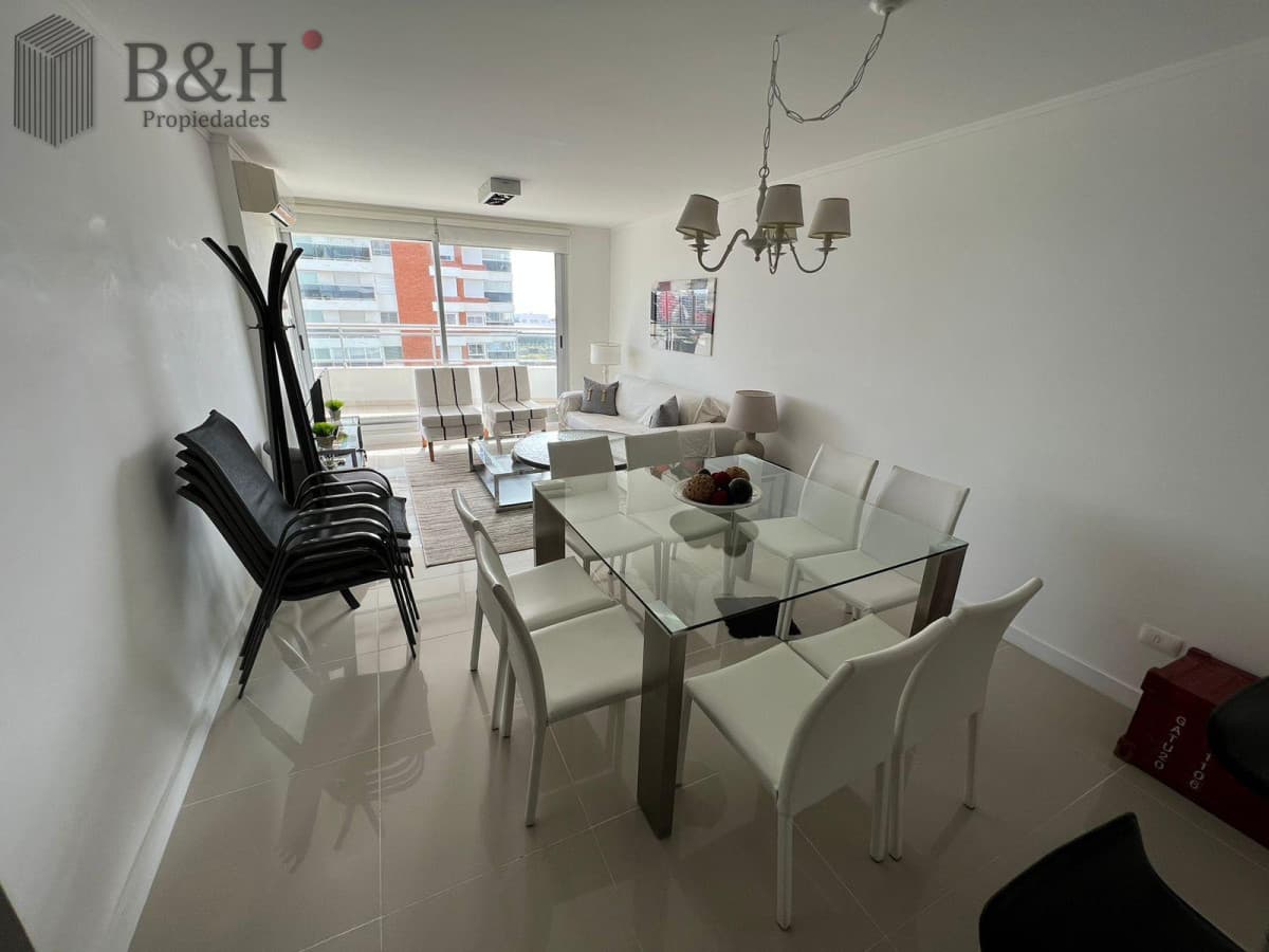 Departamento de 3 dormitorios en Forest Tower 2 - Punta del Este