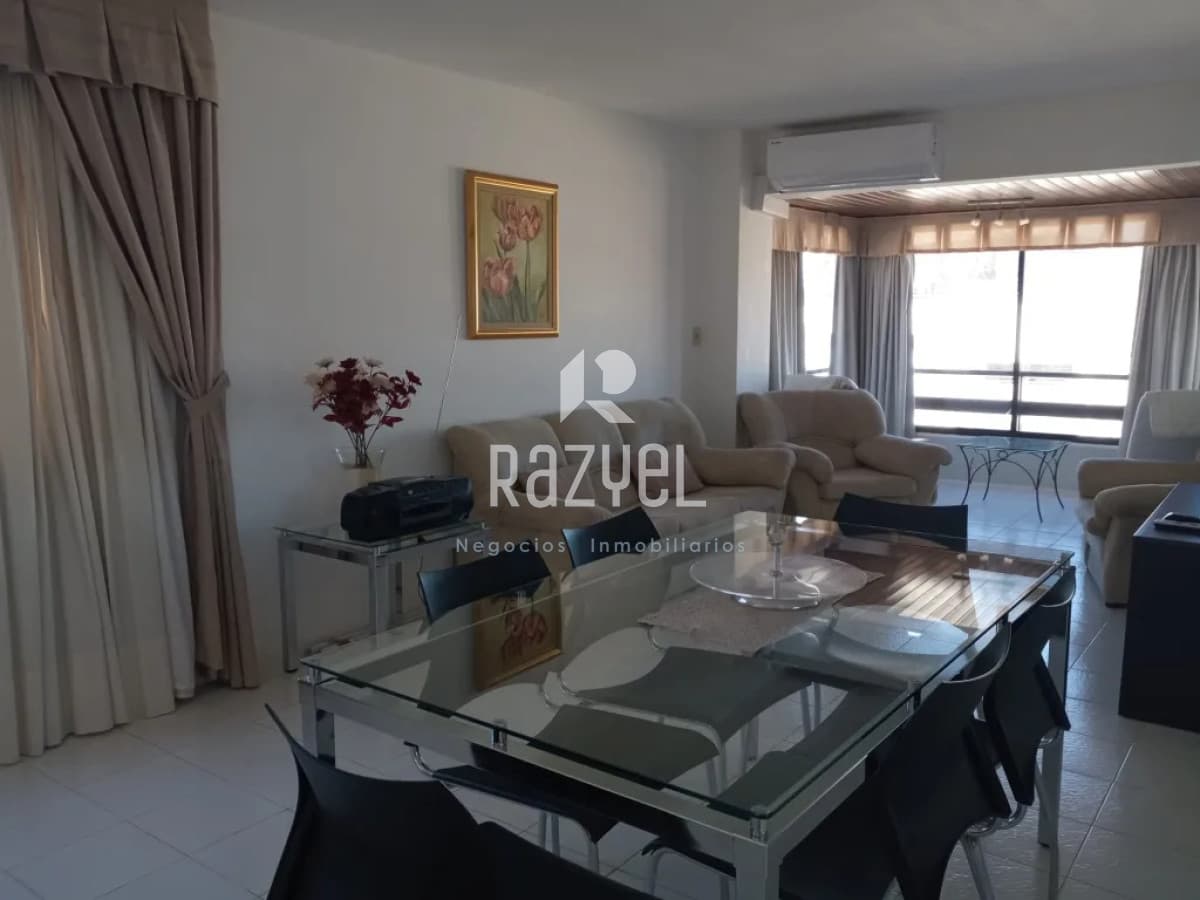 Apartamento ID.1024 - Amplio apartamento en venta Peninsula de Punta del Este