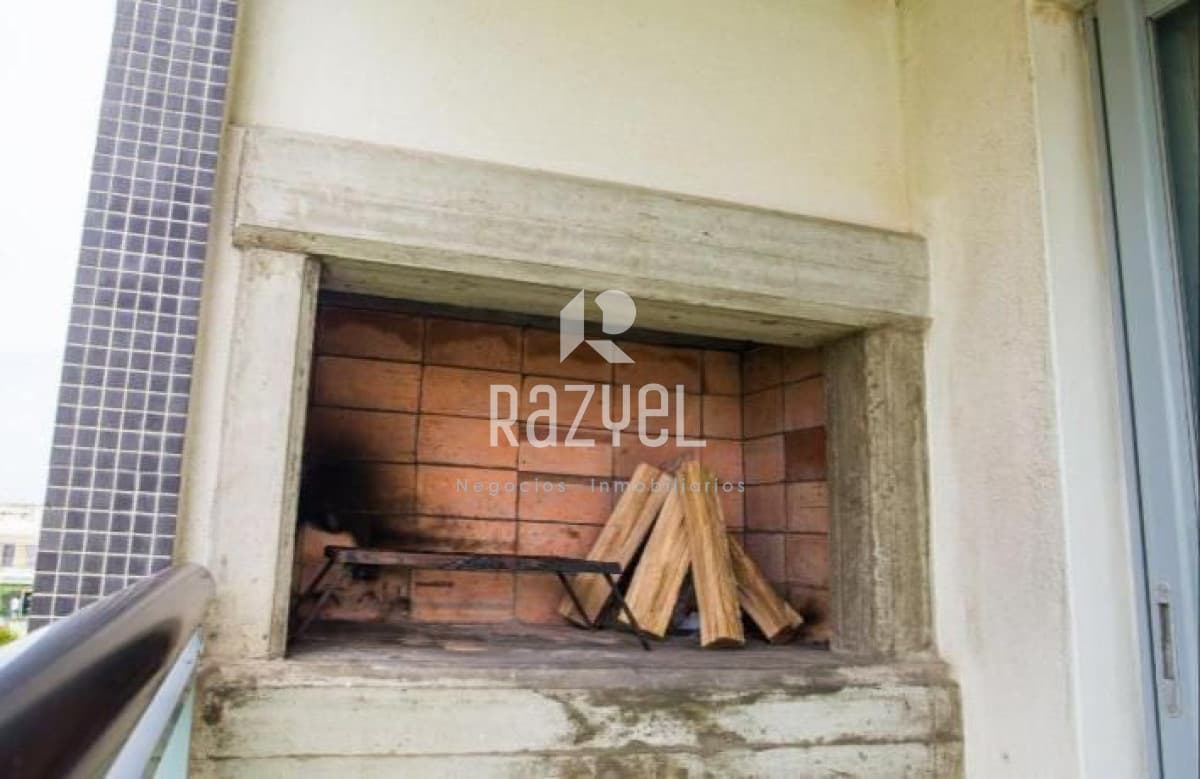 Apartamento ID.433 - Apartamento de 2 dormitorios y 2 Baños en Torre Francia