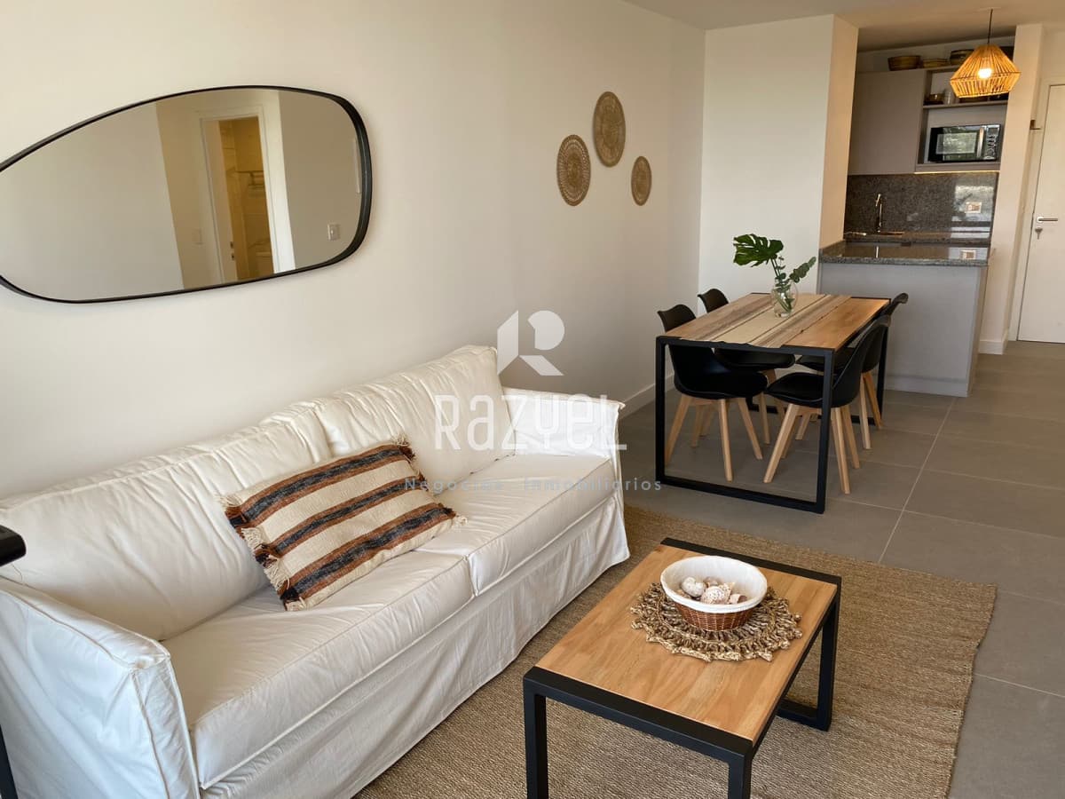 APARTAMENTO DE UN DORMITORIO Y MEDIO EN ALQUILER ANUAL   -