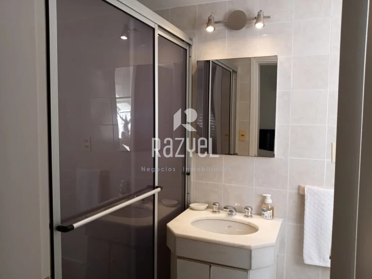 Apartamento ID.1024 - Amplio apartamento en venta Peninsula de Punta del Este