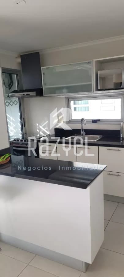 Apartamento ID.878 - Apartamento en venta Ocean Drive 1 dormitorio y medio.
