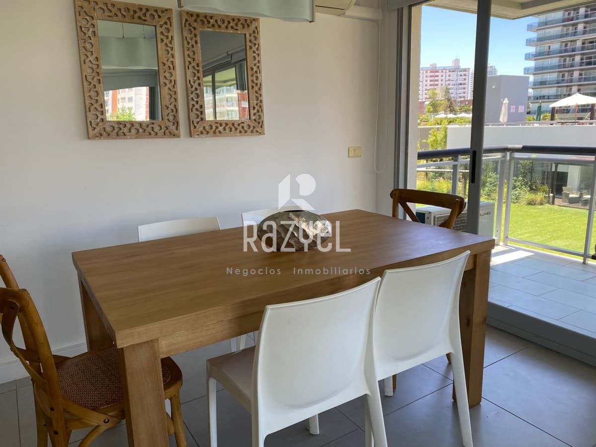 Apartamento ID.433 - Apartamento de 2 dormitorios y 2 Baños en Torre Francia