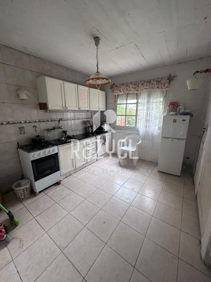Casa ID.1236 - Venta en San Carlos ,dos viviendas en un mismo padrón con múltiples posibilidades