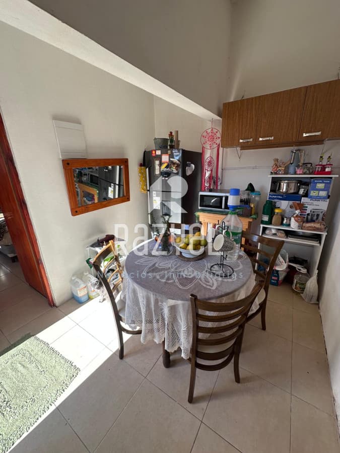 Casa ID.1012 - Casa en venta en San Carlos , con lindo terreno para seguir creciendo