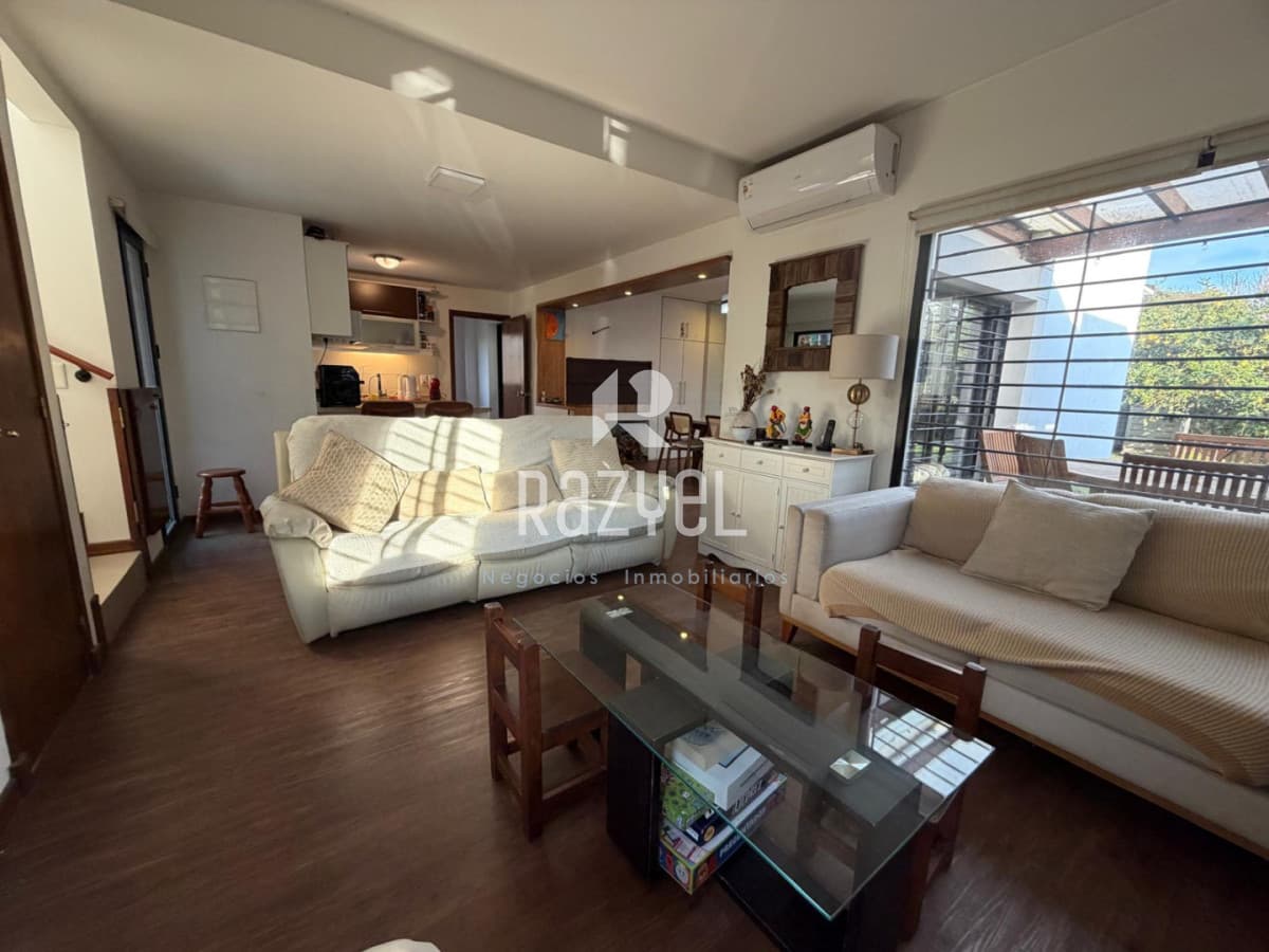 Casa ID.1287 - Casa en venta Pinares 4 dormitorios