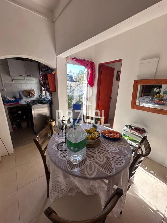 Casa ID.1012 - Casa en venta en San Carlos , con lindo terreno para seguir creciendo