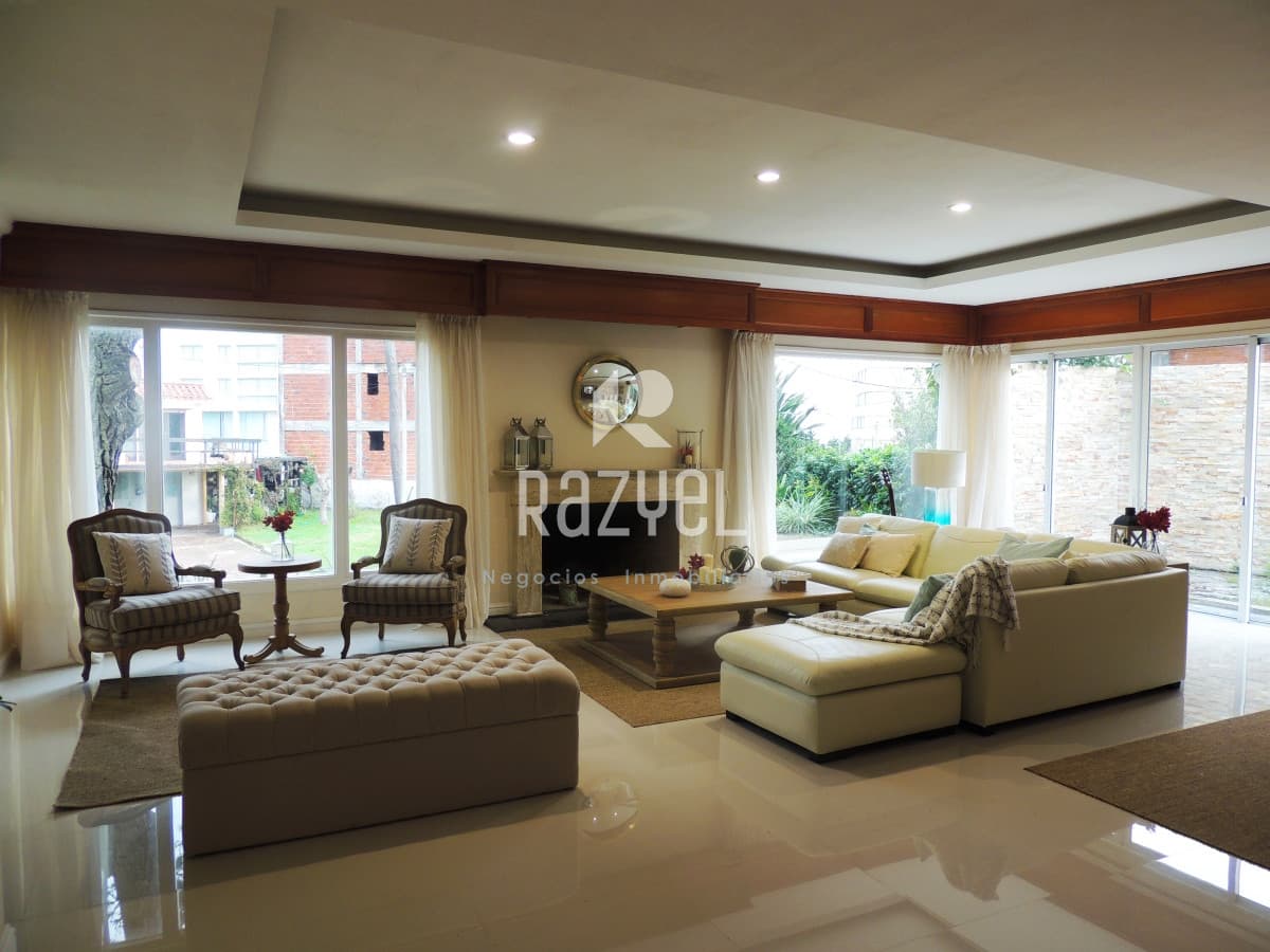 Casa ID.768 - Hermosa casa de 4 dormitorios