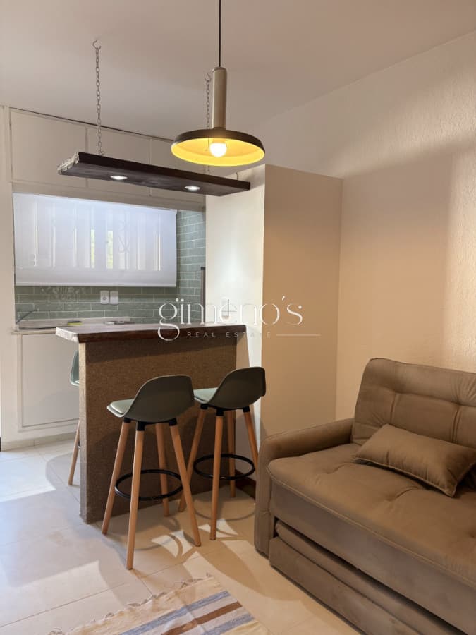 Apartamento de 1 Dormitorio en Venta - Playa Mansa - Punta del Este