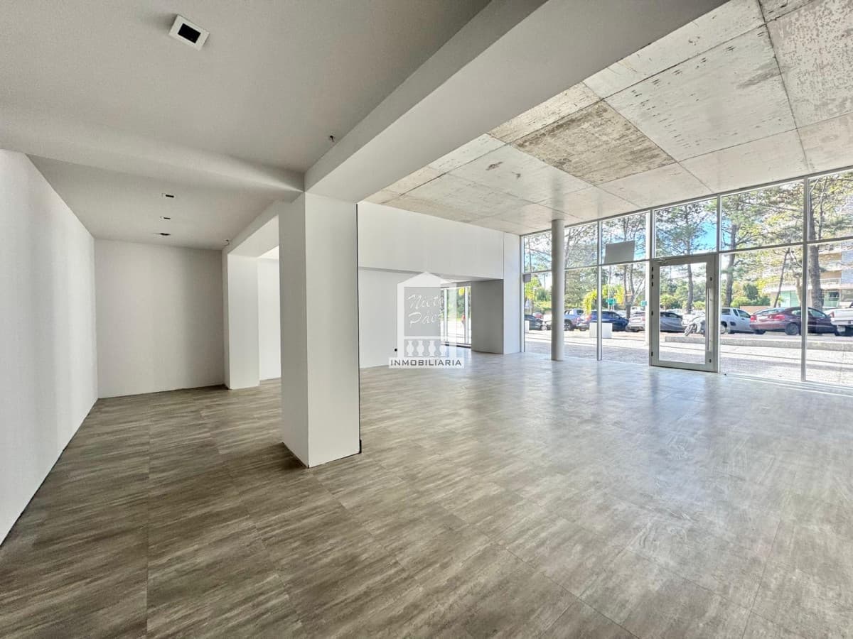 Local comercial en Av. Roosevelt
