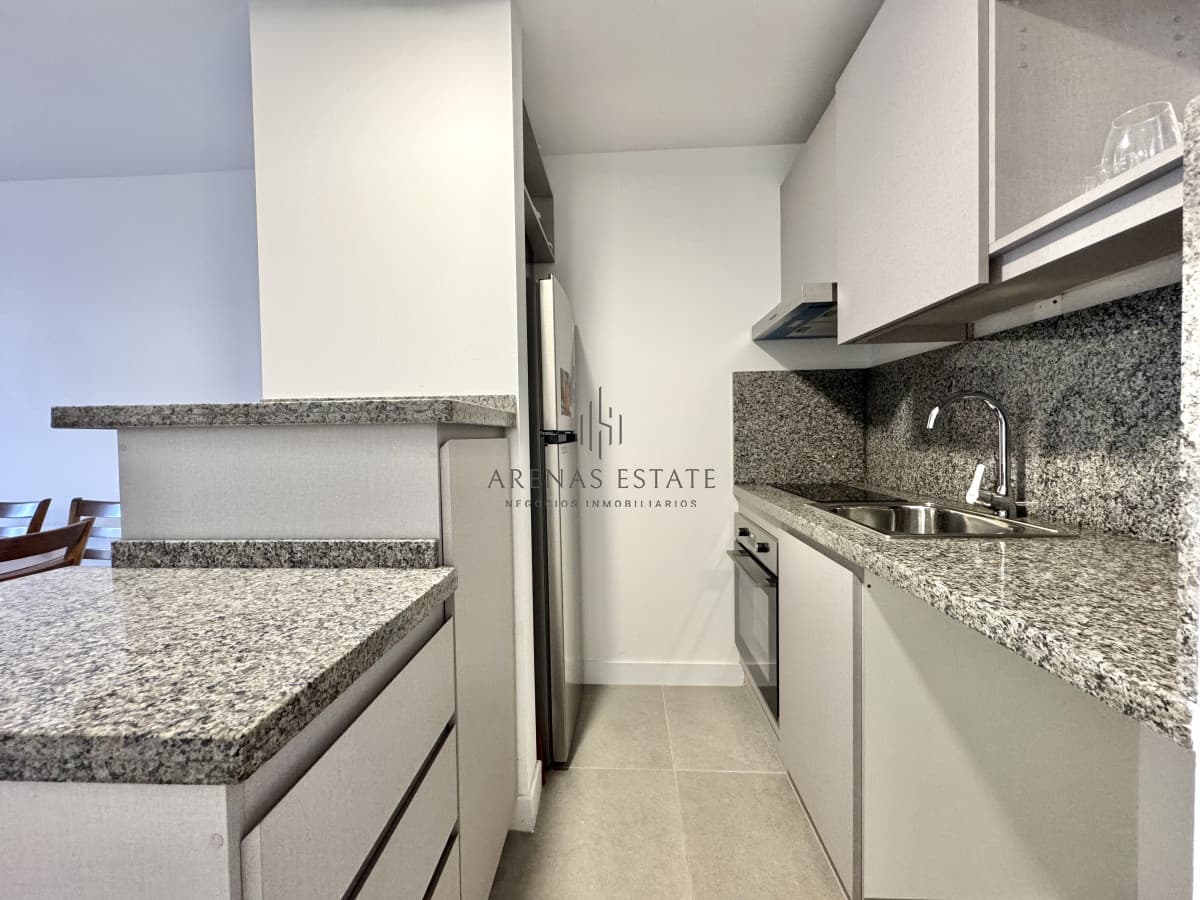 Apartamento ID.3897 - Departamento 1 dormitorio y medio en Torre Moderna, Punta del Este