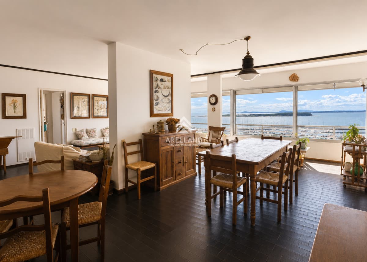 Apartamento ID.5659 - Venta Apartamento 4 dormitorios en Península