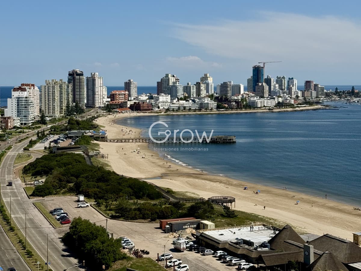 venta apartamento en playa mansa, 4 dormitorios, penthouse