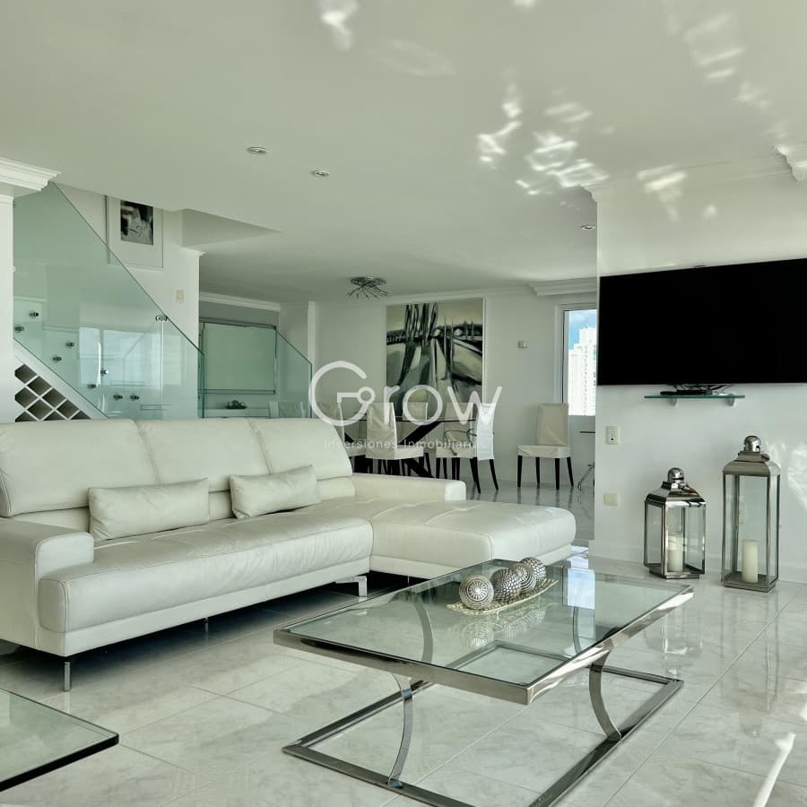 venta apartamento en playa mansa, 4 dormitorios, penthouse