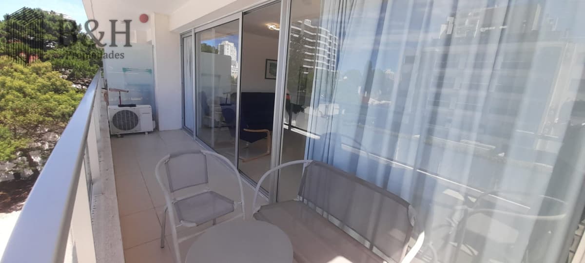 ALQUILER  INVERNAL DE APARTAMENTO DE 1 DORMITORIO Y UN BAÑOS, AYDI GRILL, PUNTA DEL ESTE