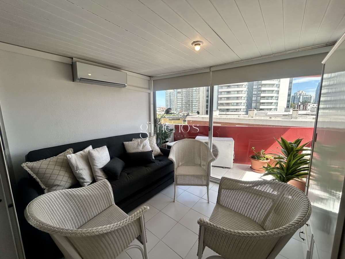 Venta Apartamento 2 Dormitorios y 3 baños en playa brava - Punta del Este