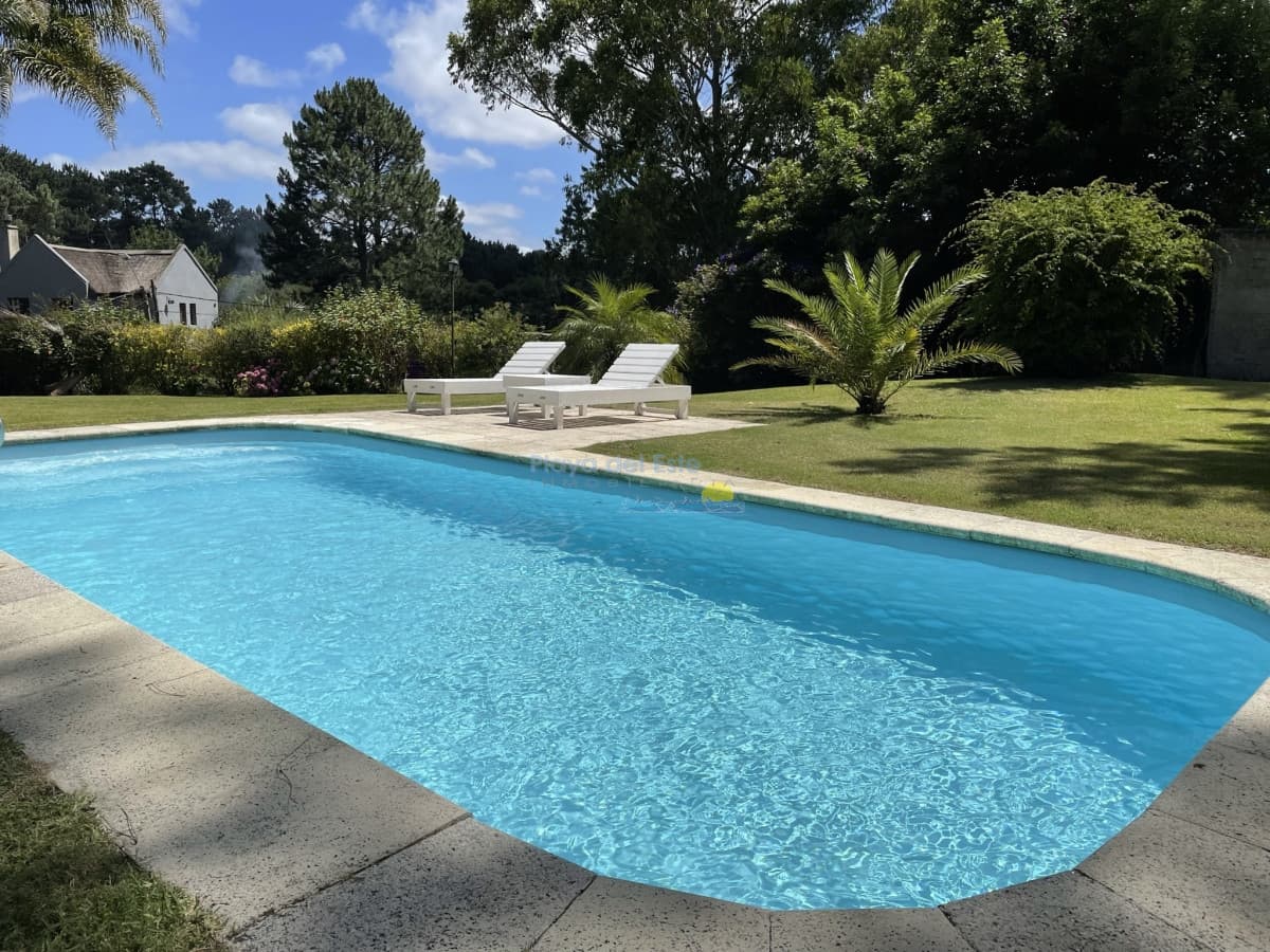 Hermosisima propiedad para pasar unas vacaciones inolvidables. - Inmobiliaria Playa del Este