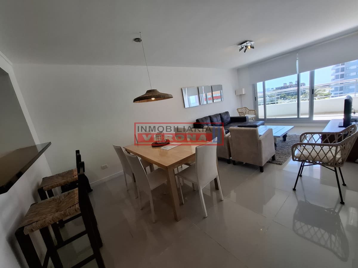 Apartamento en alquiler temporal en Punta del Este - Inmobiliaria Verona Punta