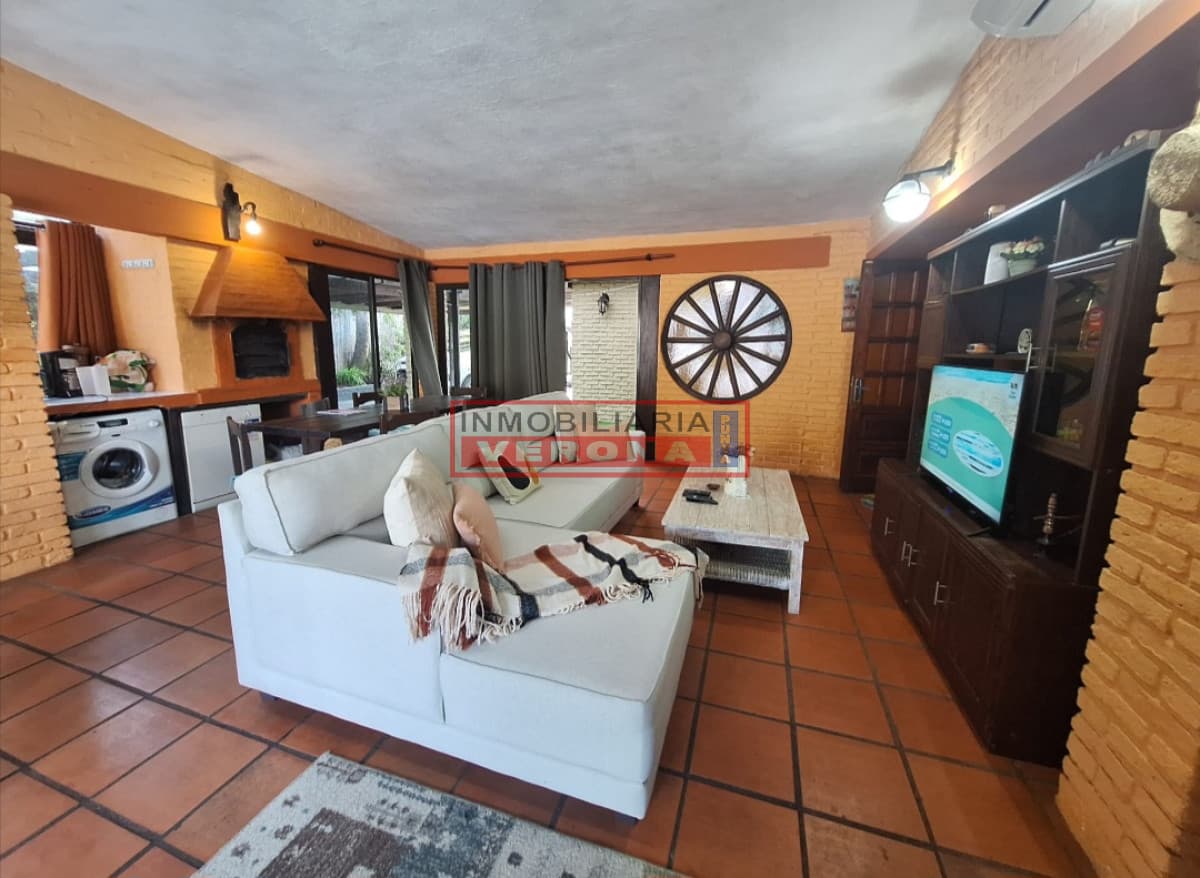 Casa en venta y alquiler temporal en Pinares, Punta del Este - Inmobiliaria Verona Punta