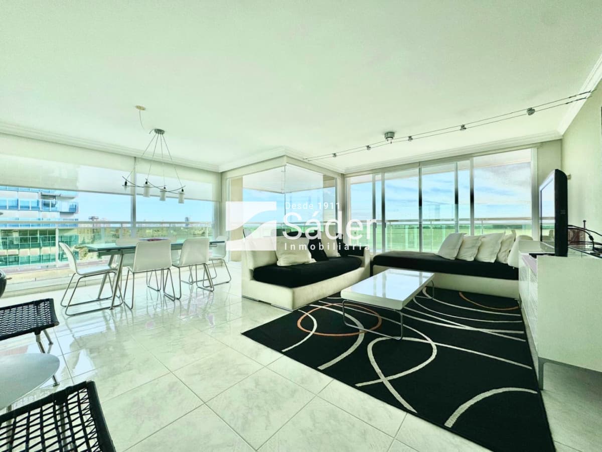 Espectacular apto 3 Suites Frente al Mar, Pda 5 Playa Mansa   -