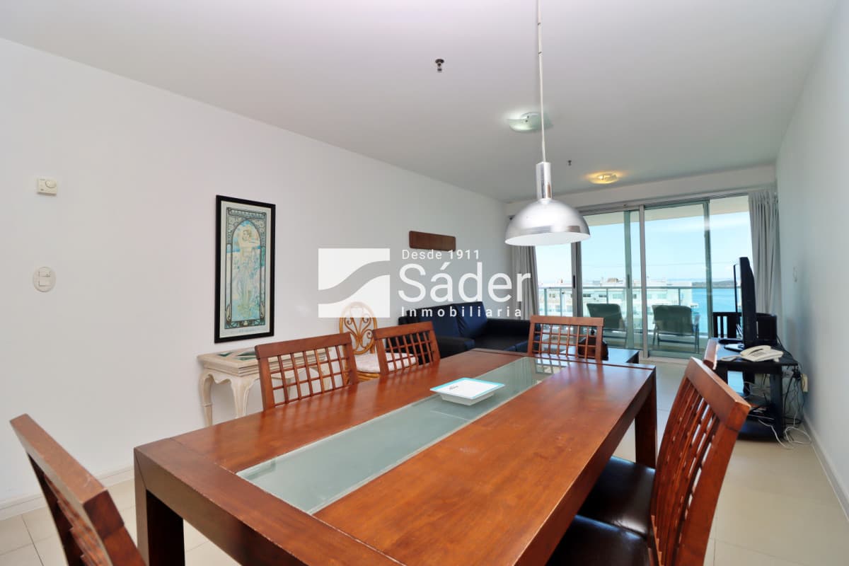 Apartamento en venta Playa Mansa 2 dormitorios