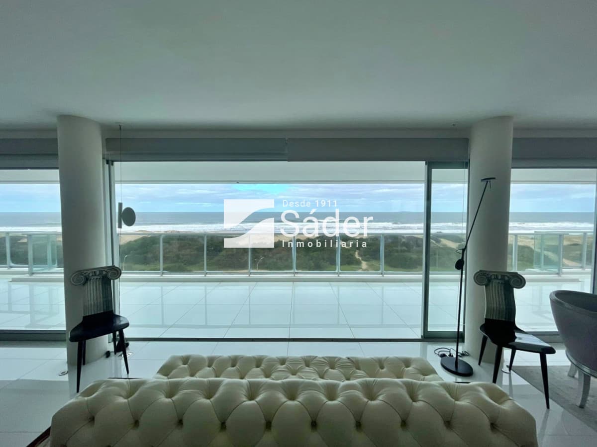 Penthouse de lujo en Playa Brava