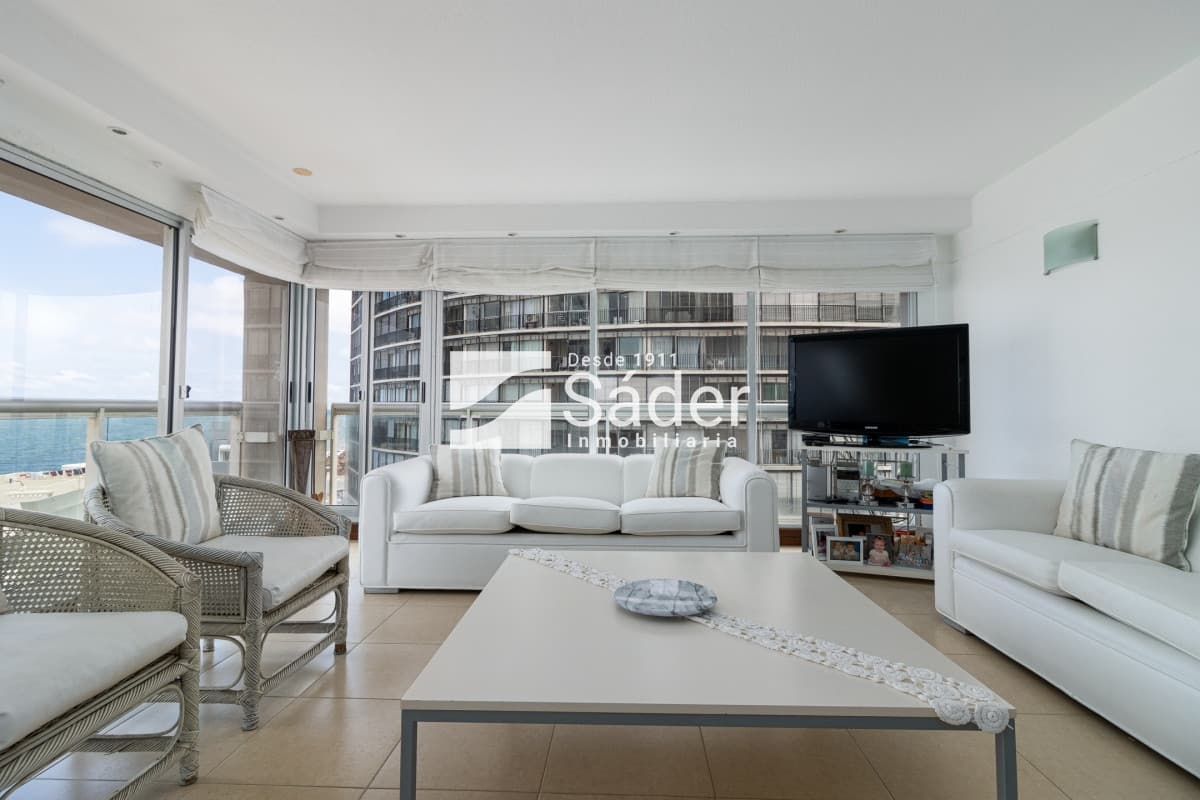 Apartamento en venta y alquiler Península 2 dormitorios