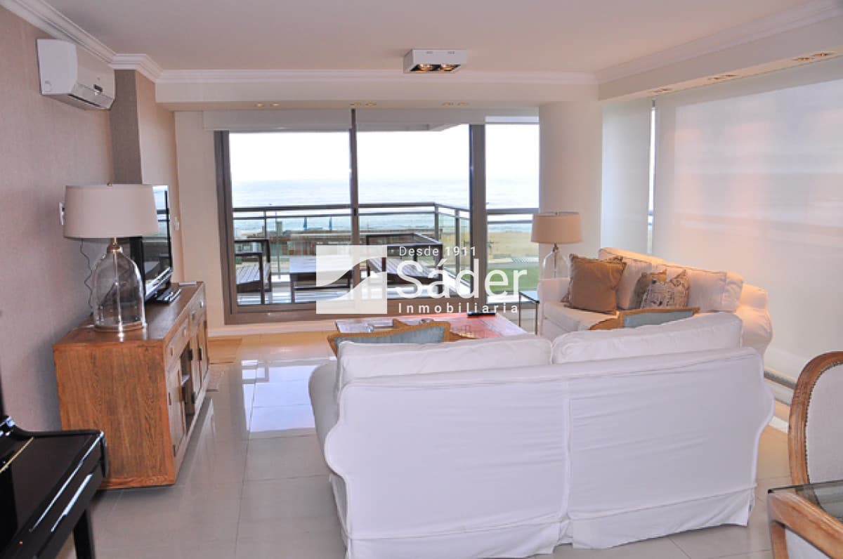 Apartamento en venta Playa Brava 4 dormitorios