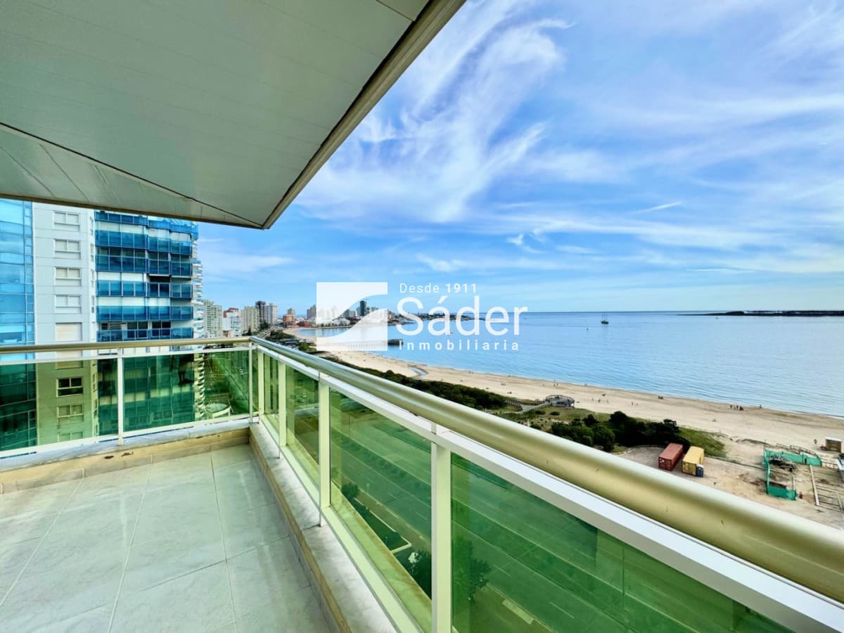 Espectacular apto 3 Suites Frente al Mar, Pda 5 Playa Mansa   -