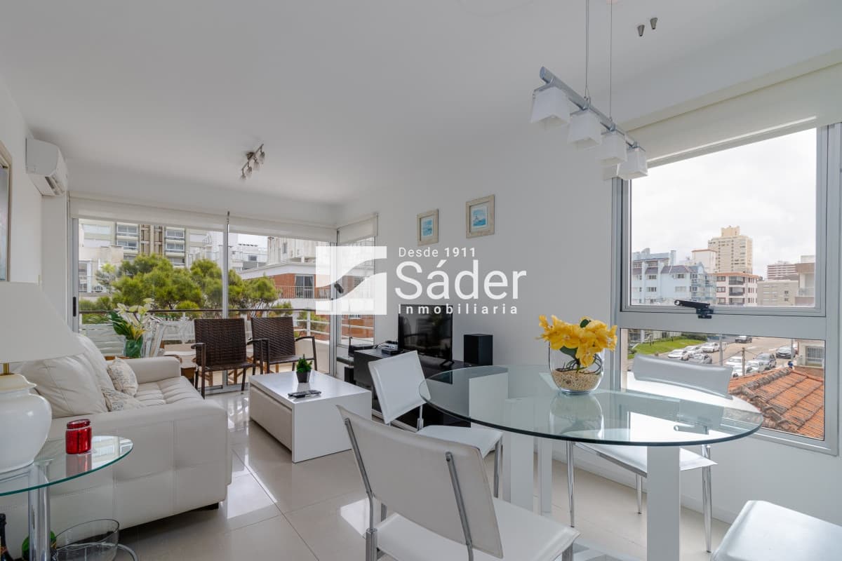 Apartamento en venta y alquiler Península 2 dormitorios
