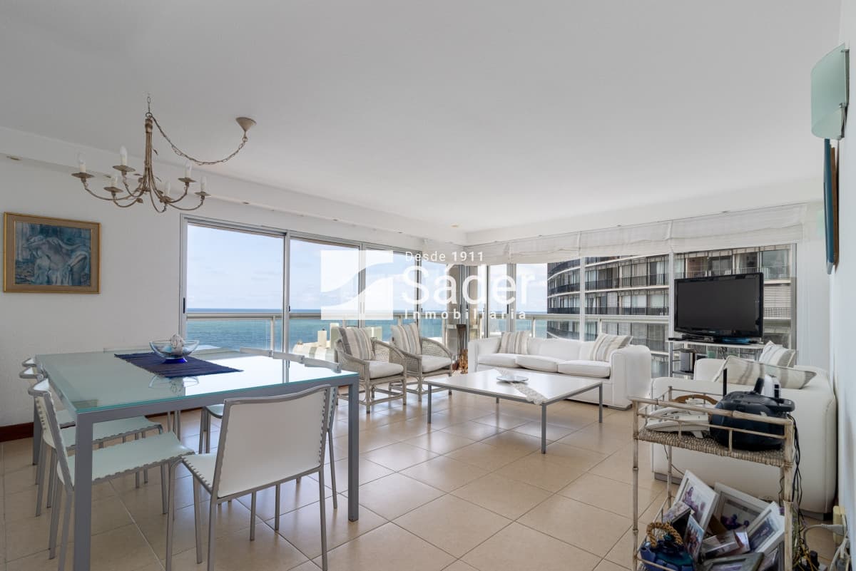 Apartamento en venta y alquiler Península 2 dormitorios