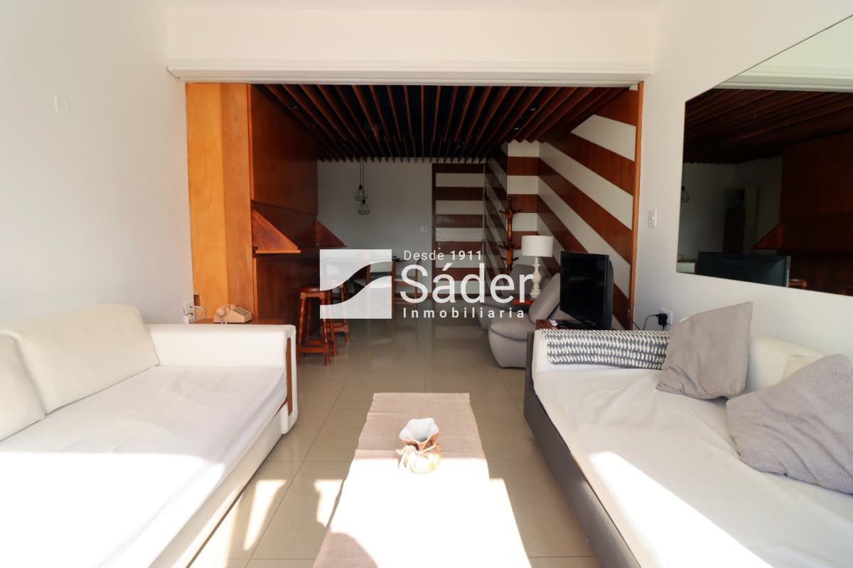 Apartamento para 4 personas. Península, en el Corazón de Avda. Gorlero  -