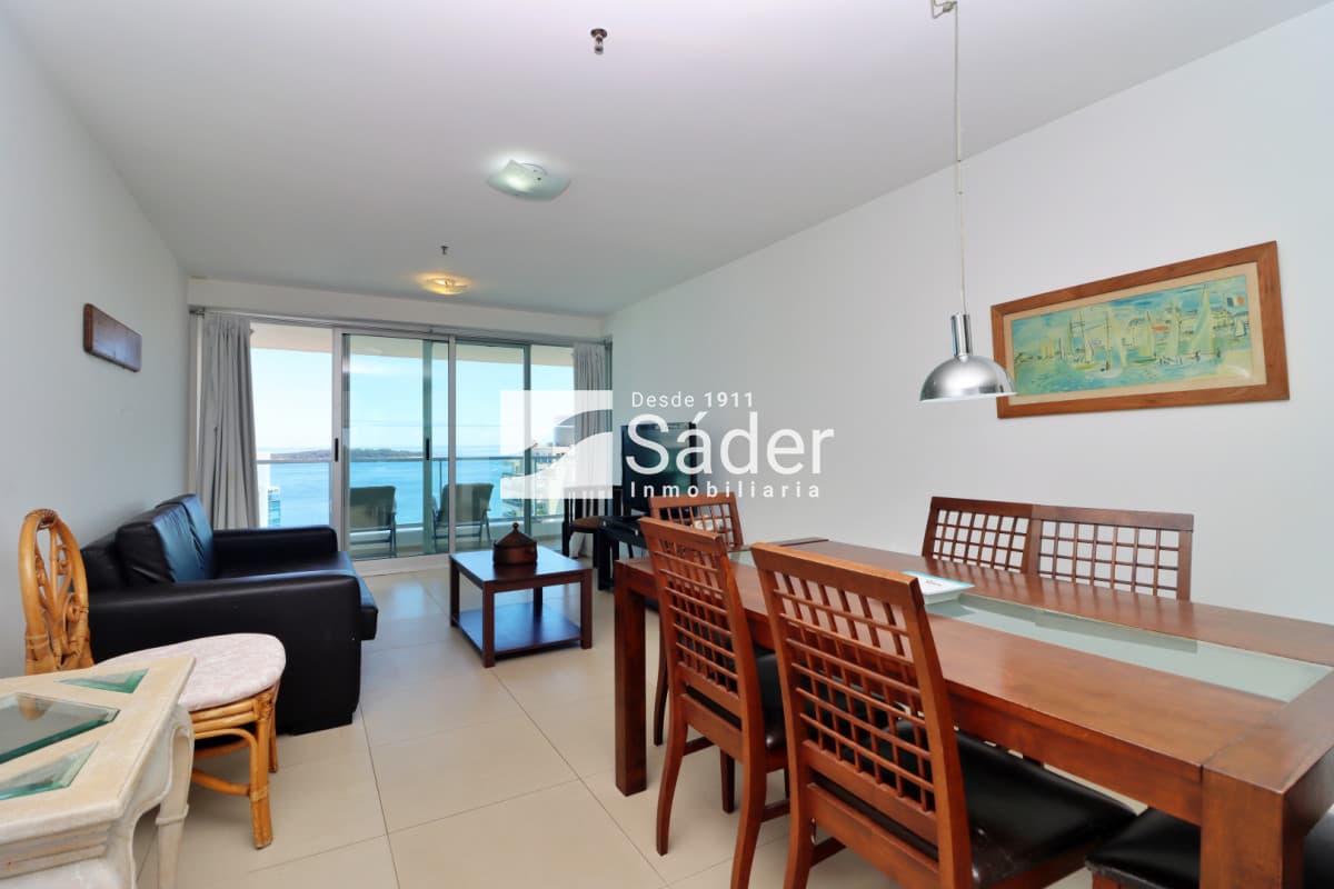 Apartamento en venta Playa Mansa 2 dormitorios