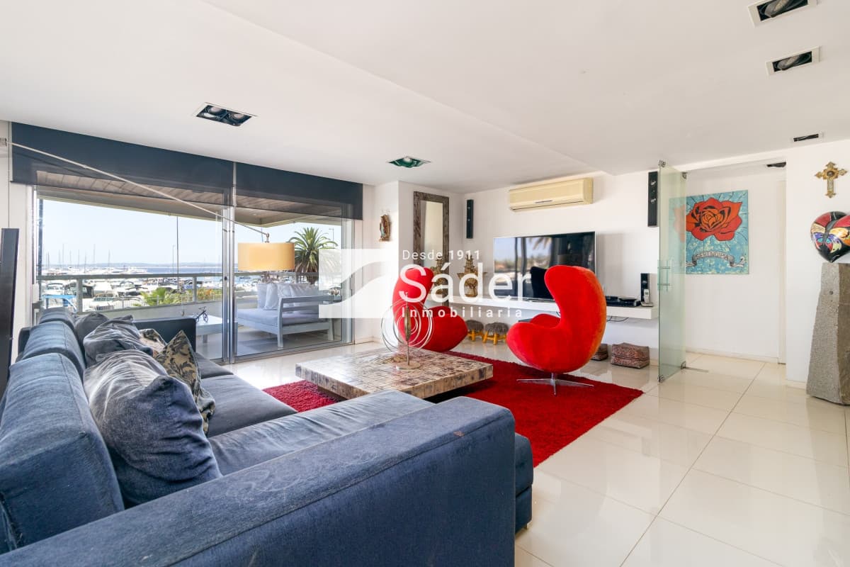 Apartamento en venta y alquiler Peninsula 3 dormitorios