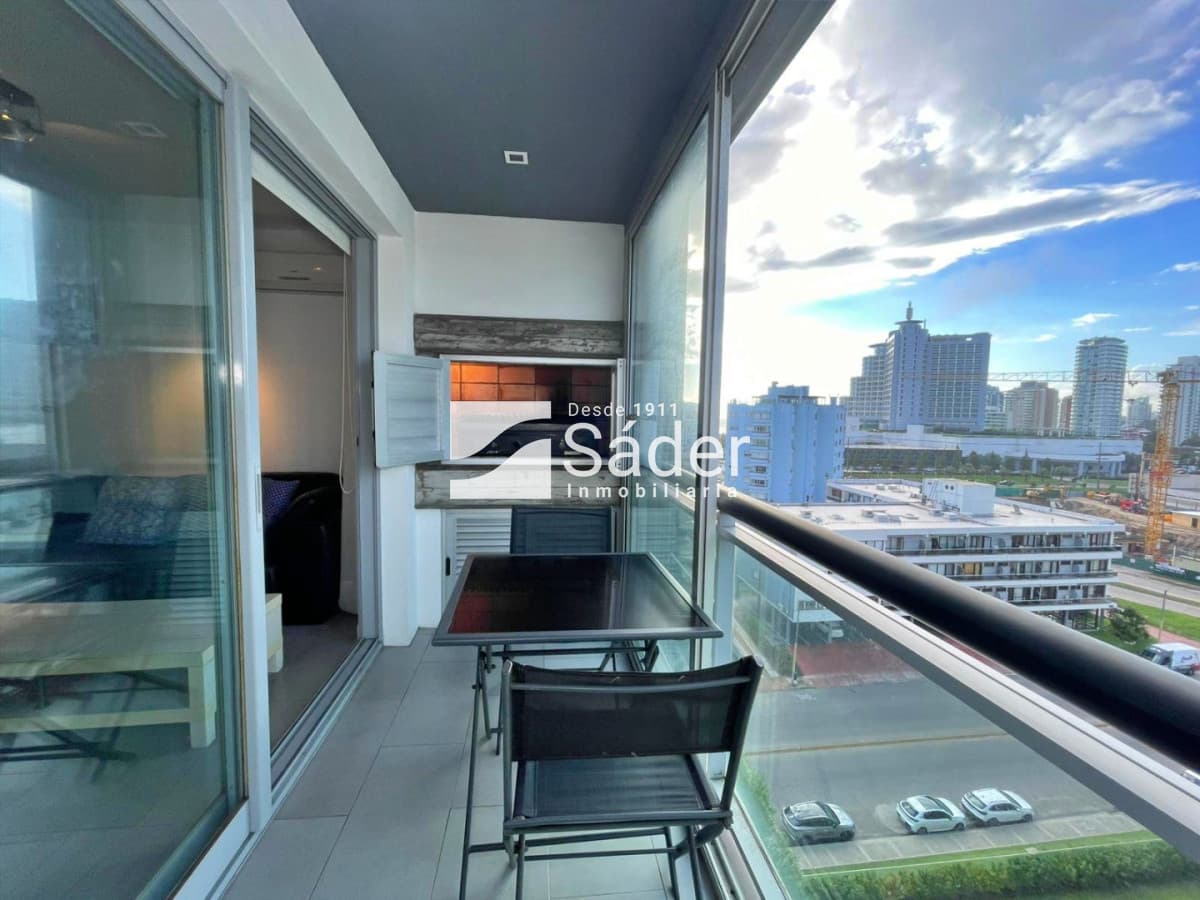 Apartamento en venta. 2 dormitorios. Centro de la parada 2