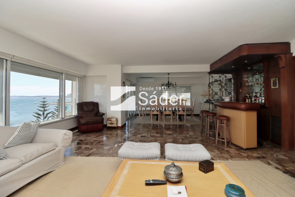 Amplio apartamento frente al mar, Pda. 1 Mansa  -