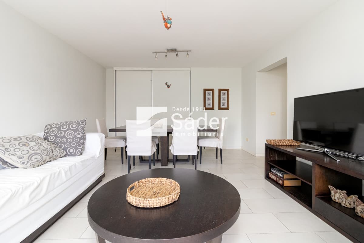 Apartamento en venta y alquiler Peninsula 3 dormitorios
