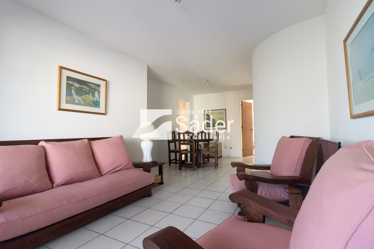 Apartamento en venta Playa Mansa 3 dormitorios