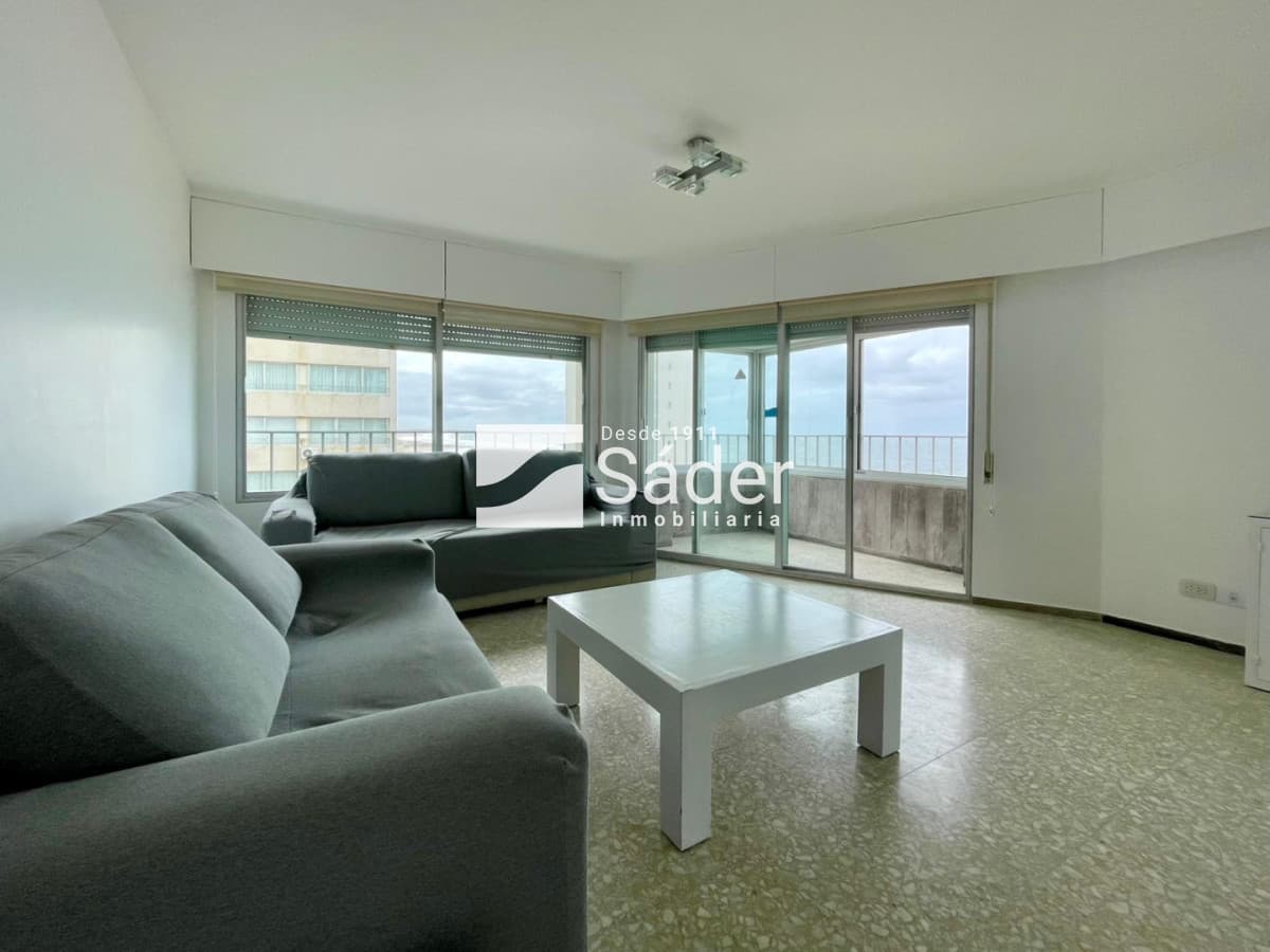 Apartamento en Península con vista al mar
