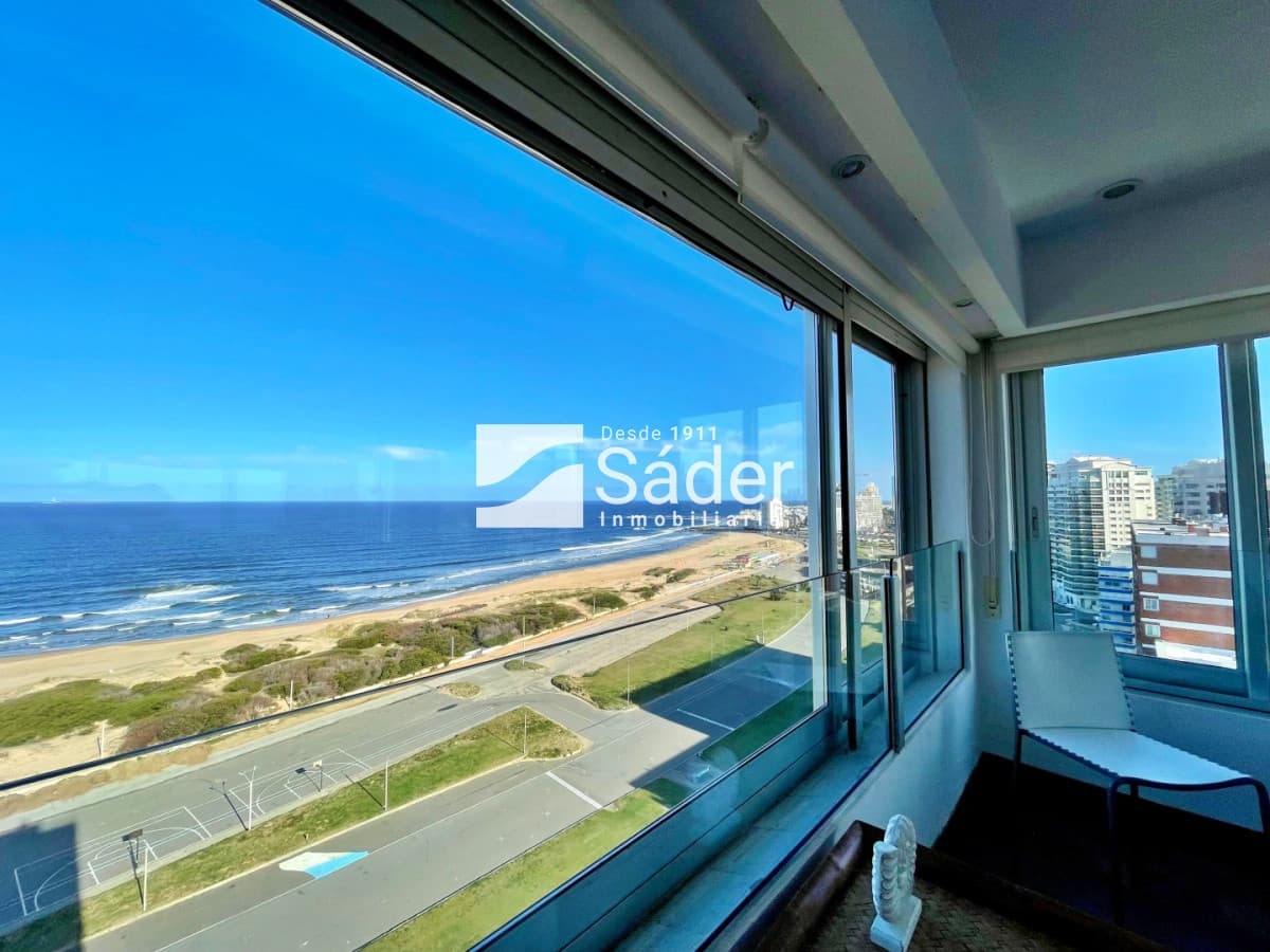 Apartamento 3 dormitorios. Playa Brava. Parada 2  -