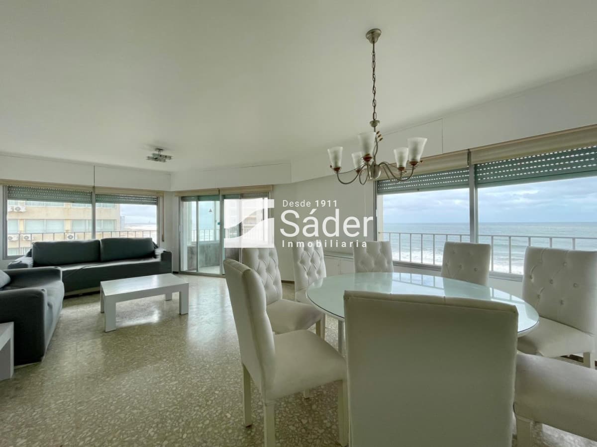 Apartamento en Península con vista al mar