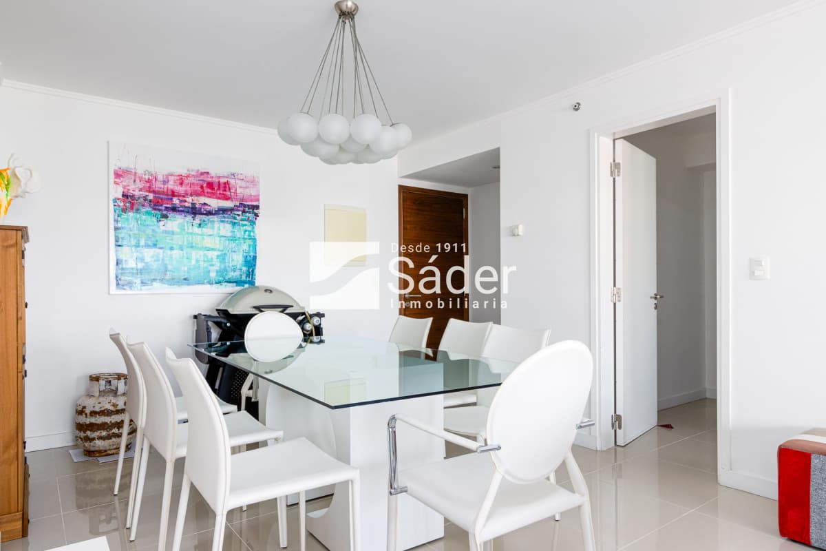 Apartamento en venta y alquiler temporal Playa Brava 3 dormitorios