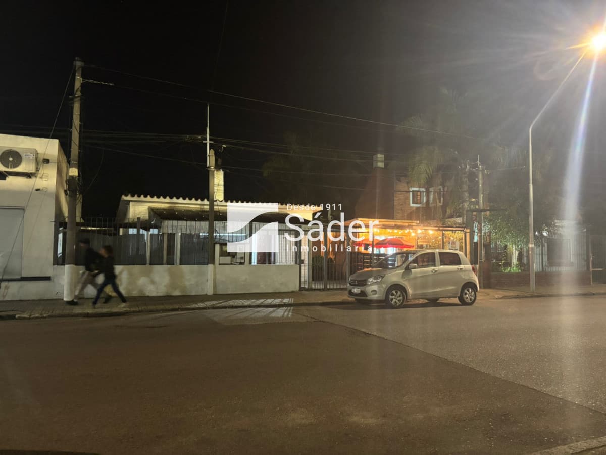 Terreno y casa en venta con excelente potencial de desarrollo